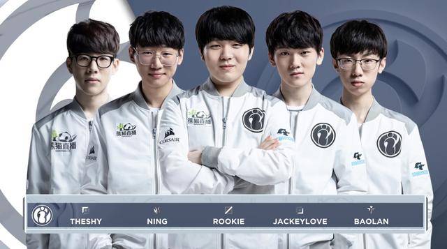 在全球足坛 在全球足坛