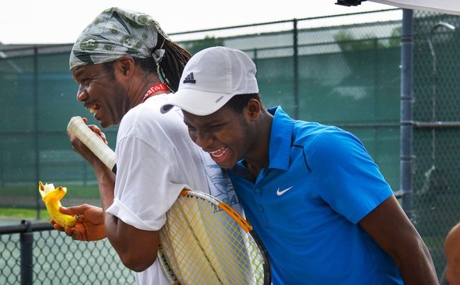 在两队的较 在两队的较